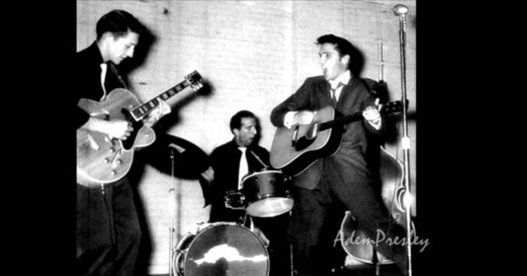 Elvis Presley Baby, Let's Play House