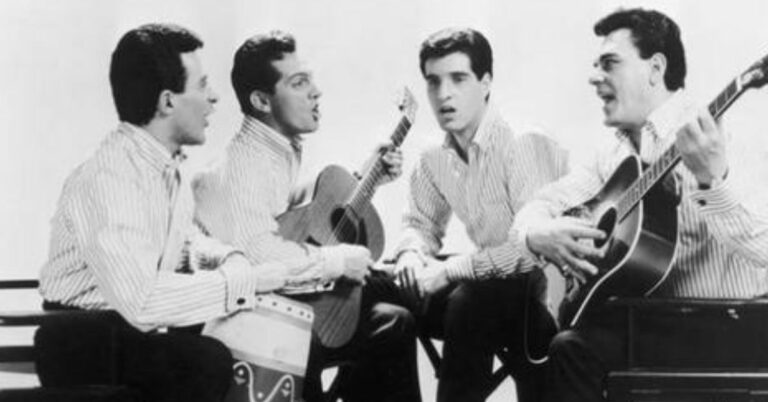 Four Seasons - Walk Like A Man
