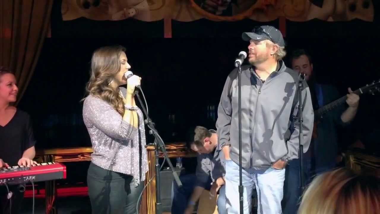 Krystal Keith and Her Dad, Toby Keith, Duet in Vegas [Watch]